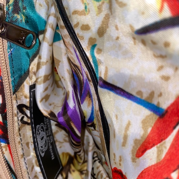 Sharif - Picture 7 of 8